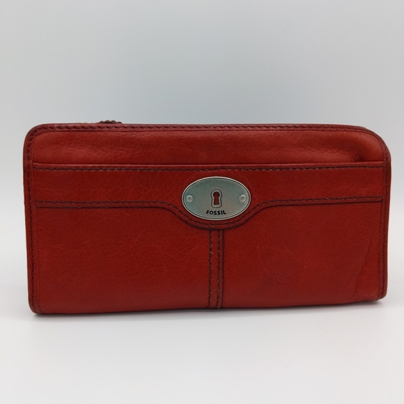 Fossil Handbags - Fossil Keyper Red Leather Zipper Clutch Wallet